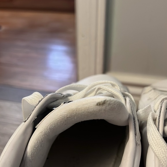 Men’s White Puma Smash v2 L Plus Sneakers - Picture 7 of 11